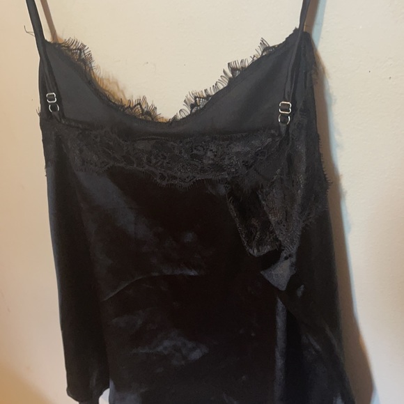 Black lace cami - Picture 3 of 3